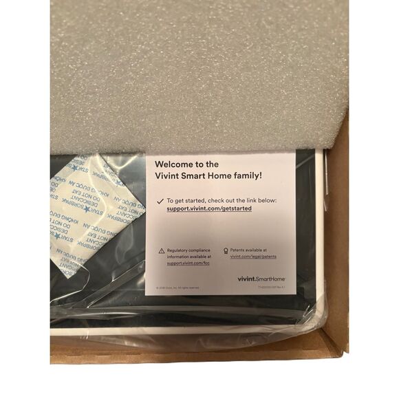 Vivint Smart Home Sky Control Panel Smart Hub VS-SH2000-C00 – NIB, Sealed - Picture 5 of 5